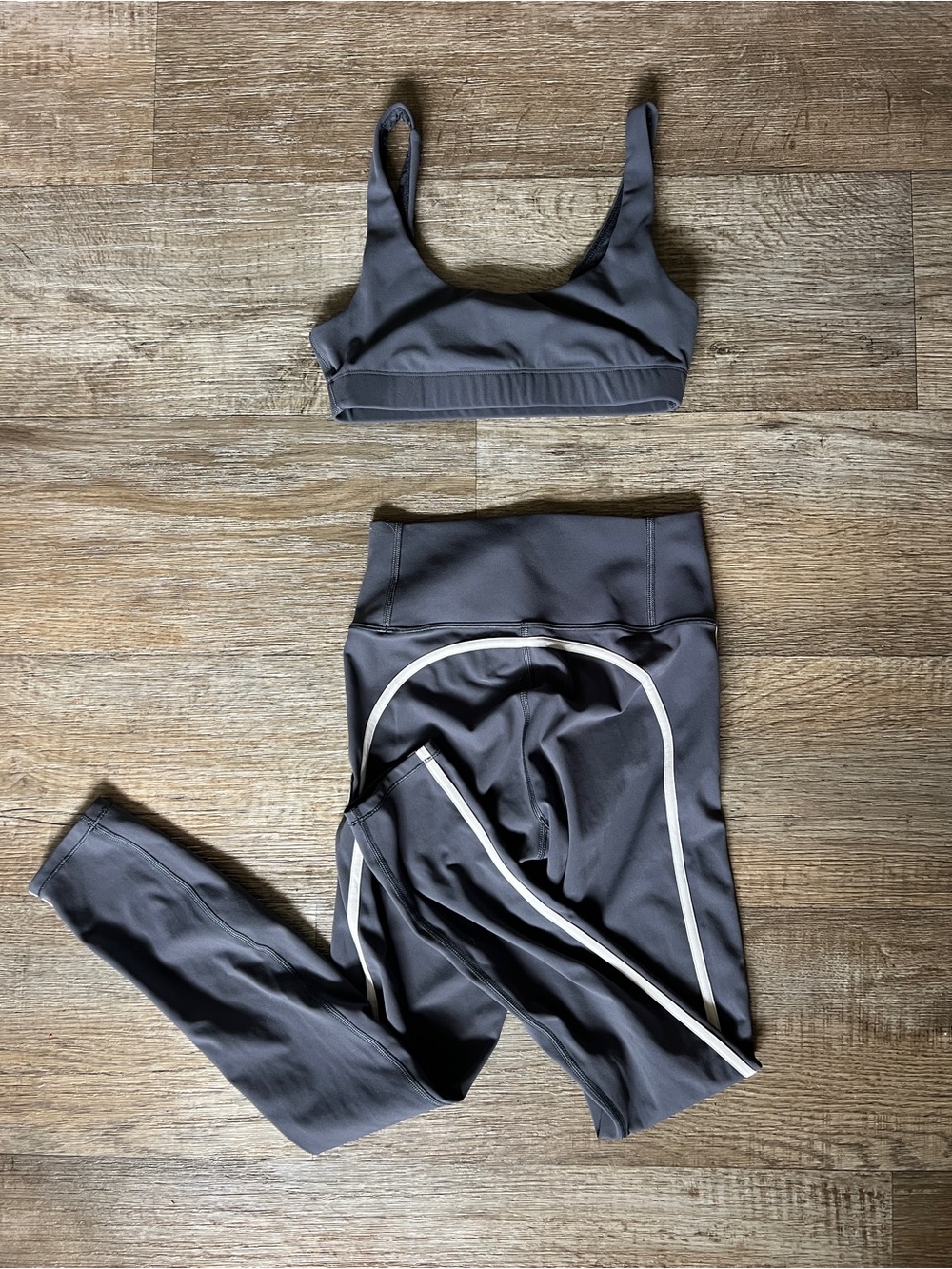 Vuori Track Leggings and Sports Bra in Grey SET